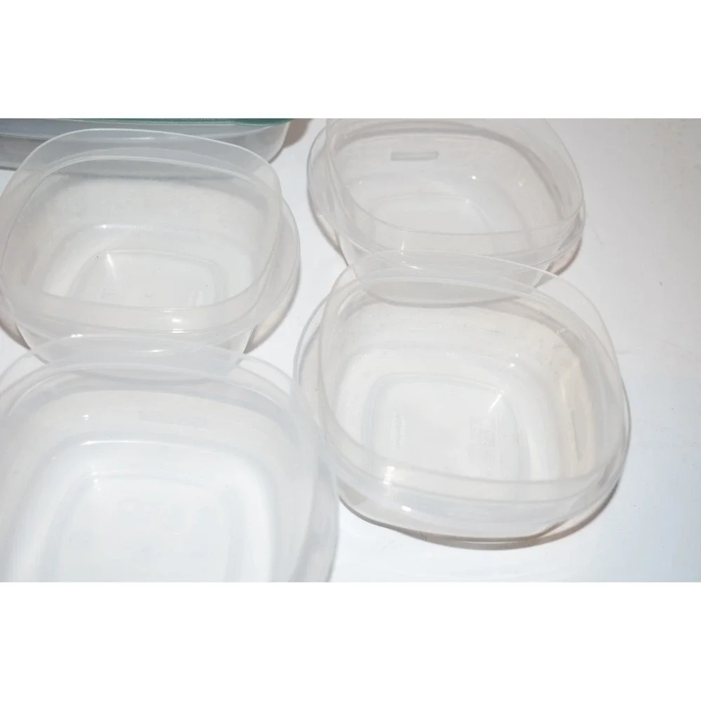 Rubbermaid Square 2 cup‎ 6pc Food Storage Containers 7J57 & 1Z06 5.5 cup set